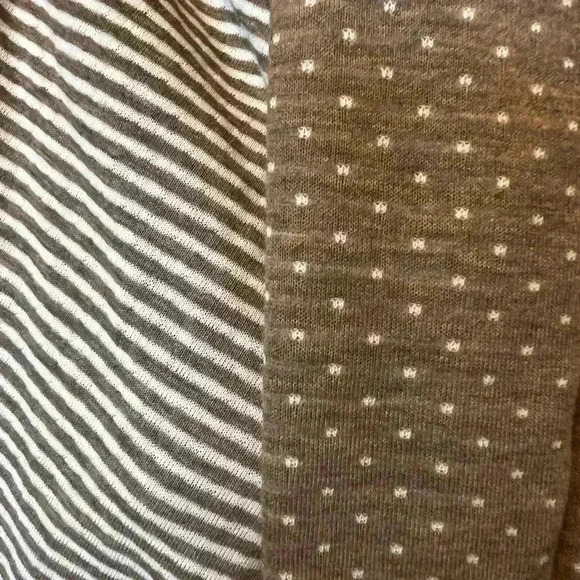 Reversible Sleeveless High-low Cardigan Stripes or Dots Khaki One Size Fits All - Picture 3 of 5